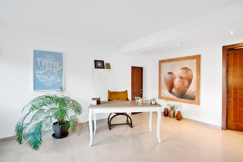6 Bed Townhouse for sale in Marbesa Costa Del Sol, Málaga, Spain