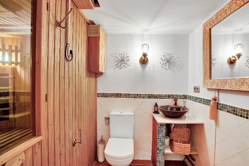 6 Bed Townhouse for sale in Marbesa Costa Del Sol, Málaga, Spain