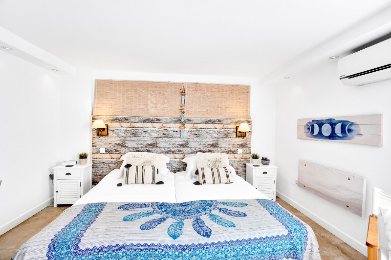 6 Bed Townhouse for sale in Marbesa Costa Del Sol, Málaga, Spain