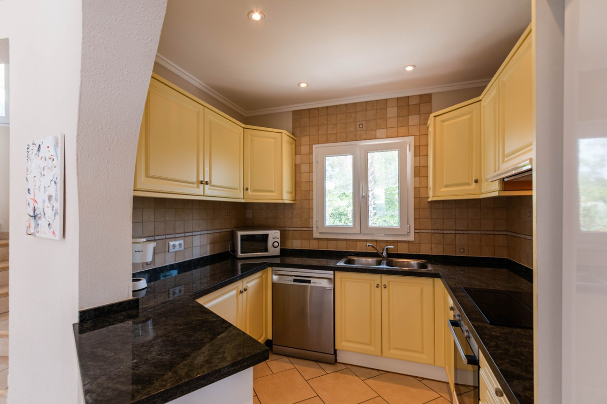 Se vende Villa - Chalet de 3 dormitorios en Costa Blanca, Alicante, España