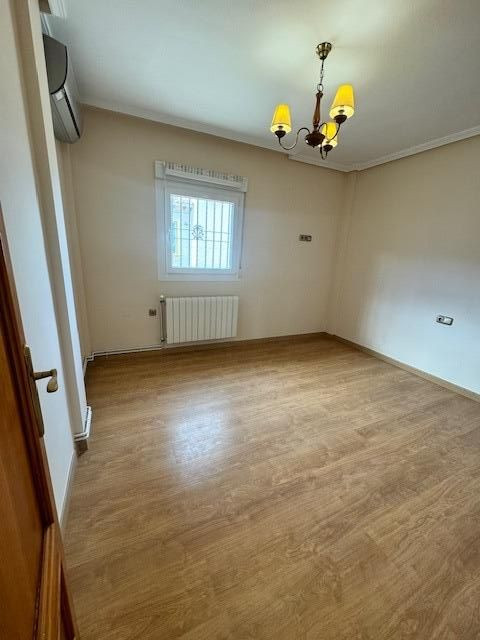 Se vende Bungalow de 4 dormitorios en Costa Blanca, Alicante, España