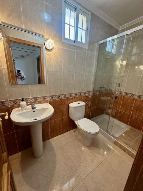 Se vende Bungalow de 4 dormitorios en Costa Blanca, Alicante, España