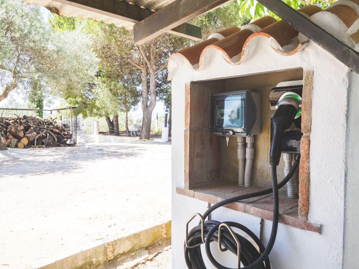 Se vende Casa de Invitados de 5 dormitorios en Costa Del Sol, Málaga, España