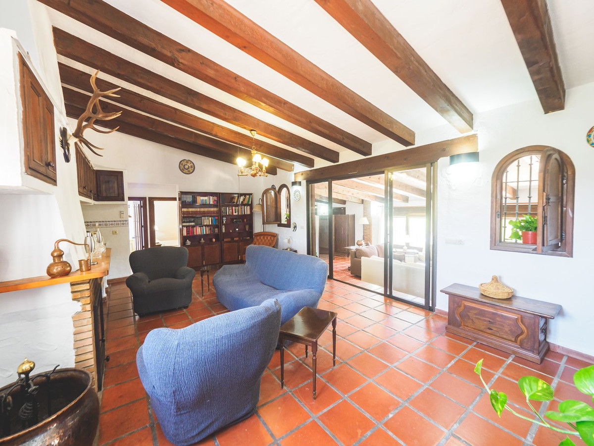 Se vende Casa de Invitados de 5 dormitorios en Costa Del Sol, Málaga, España