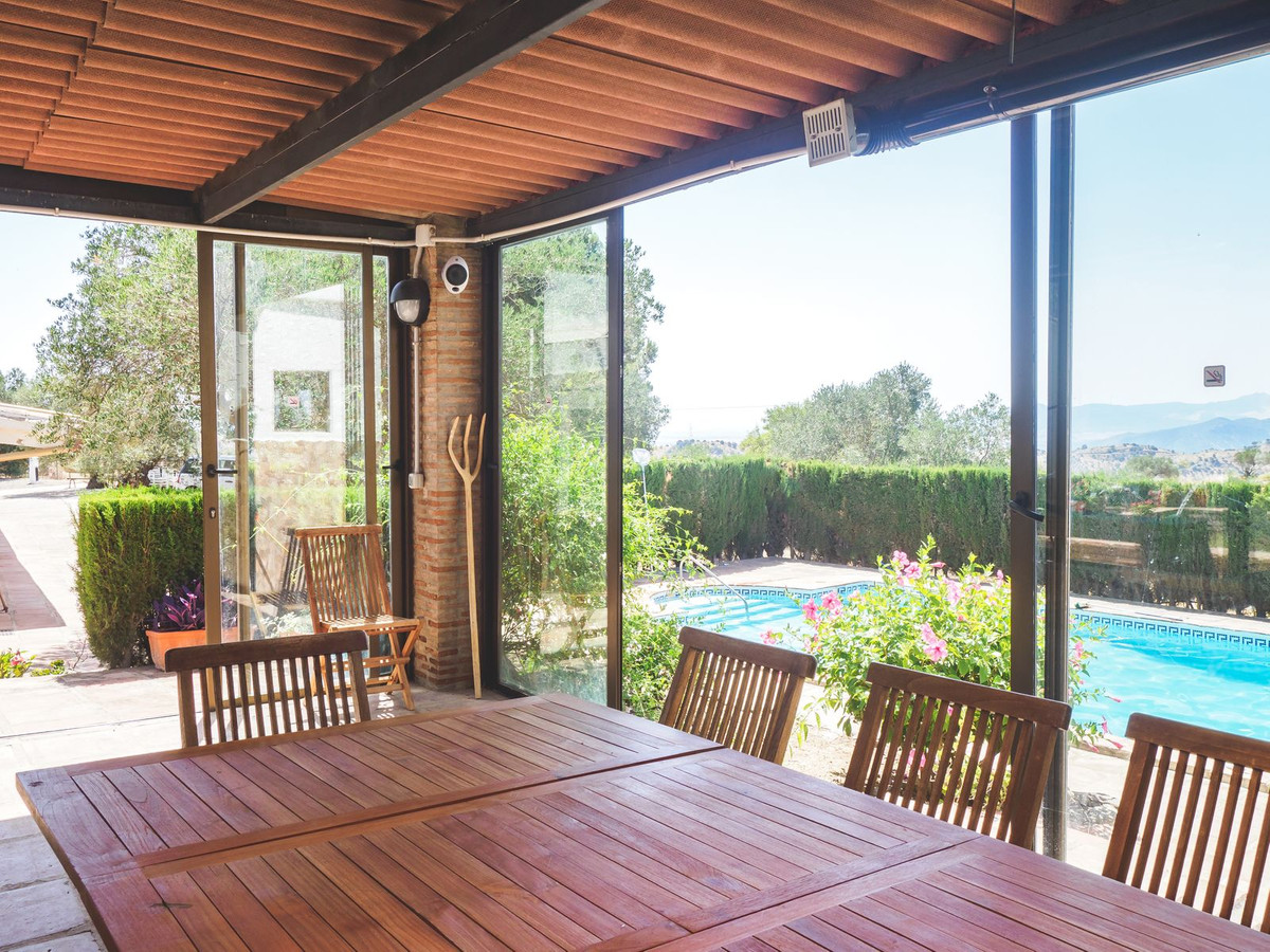 Se vende Casa de Invitados de 5 dormitorios en Costa Del Sol, Málaga, España