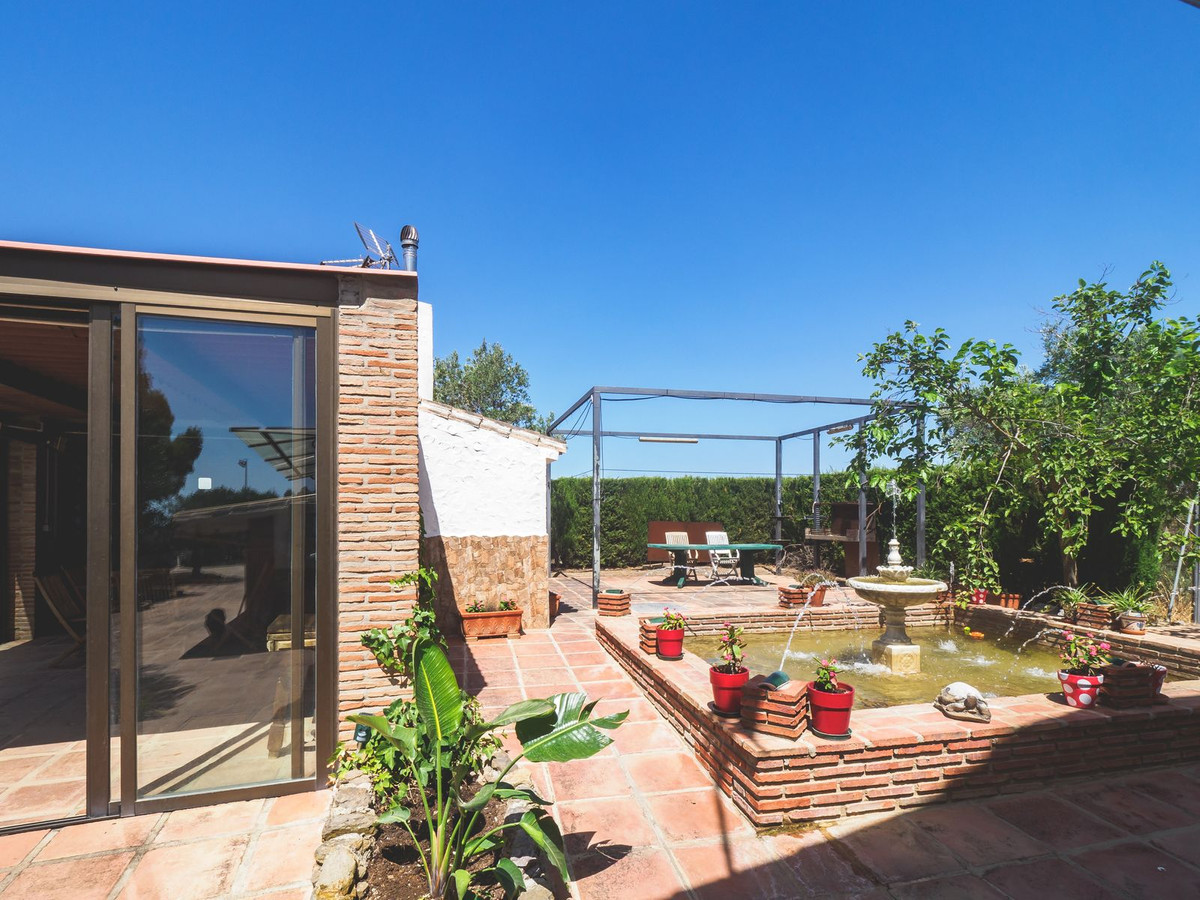 Se vende Casa de Invitados de 5 dormitorios en Costa Del Sol, Málaga, España