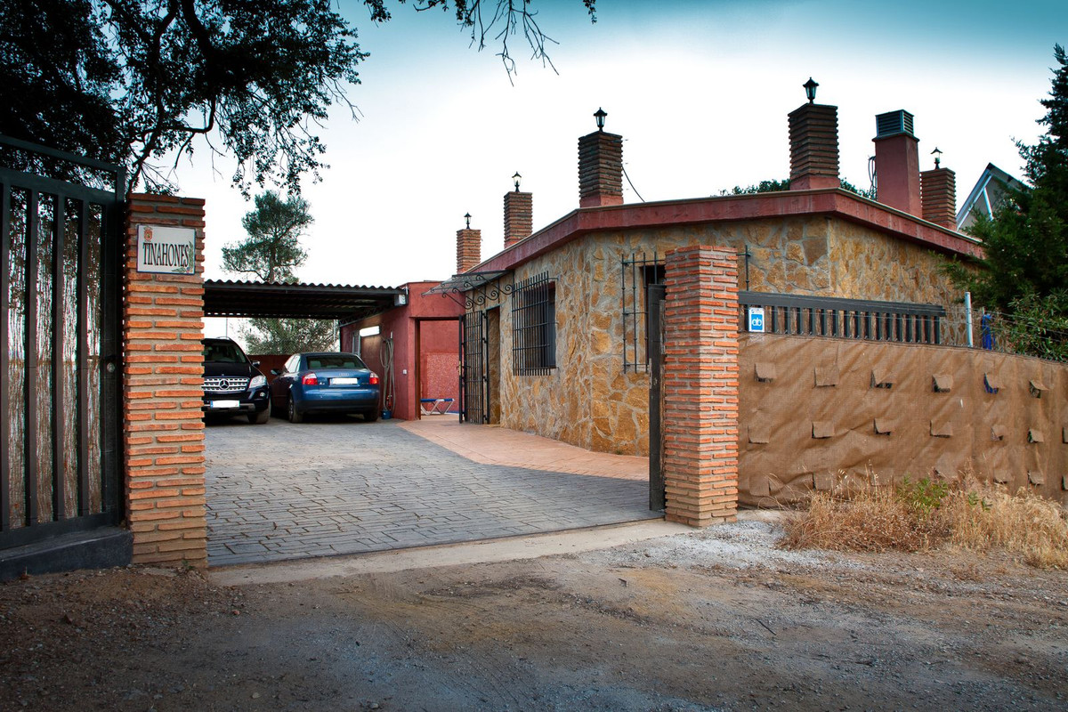 Se vende Casa de Invitados de 5 dormitorios en Costa Del Sol, Málaga, España