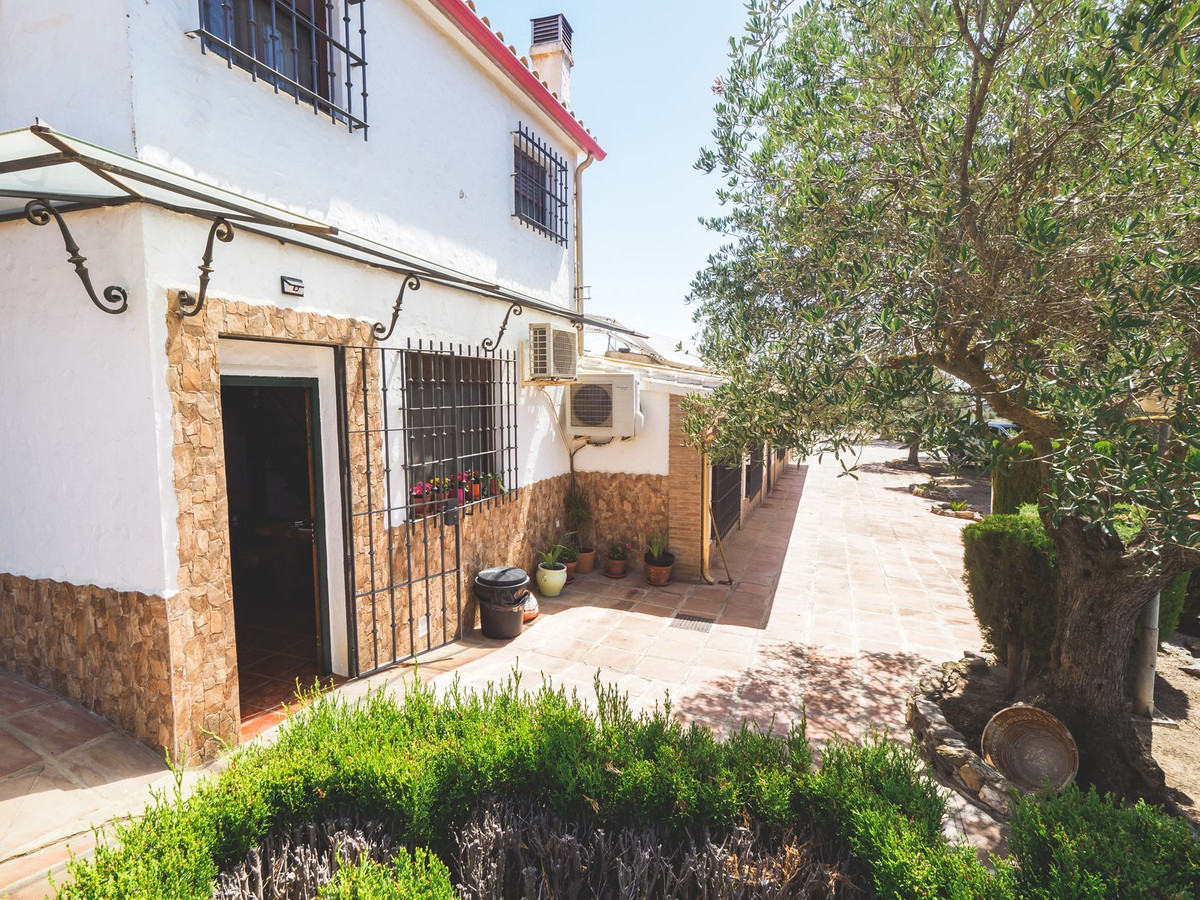 Se vende Casa de Invitados de 5 dormitorios en Costa Del Sol, Málaga, España