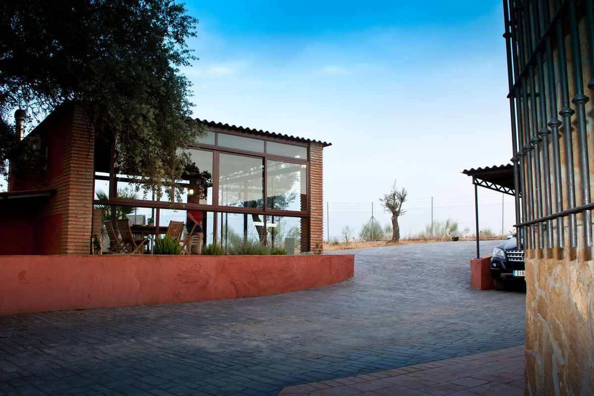 Se vende Casa de Invitados de 5 dormitorios en Costa Del Sol, Málaga, España