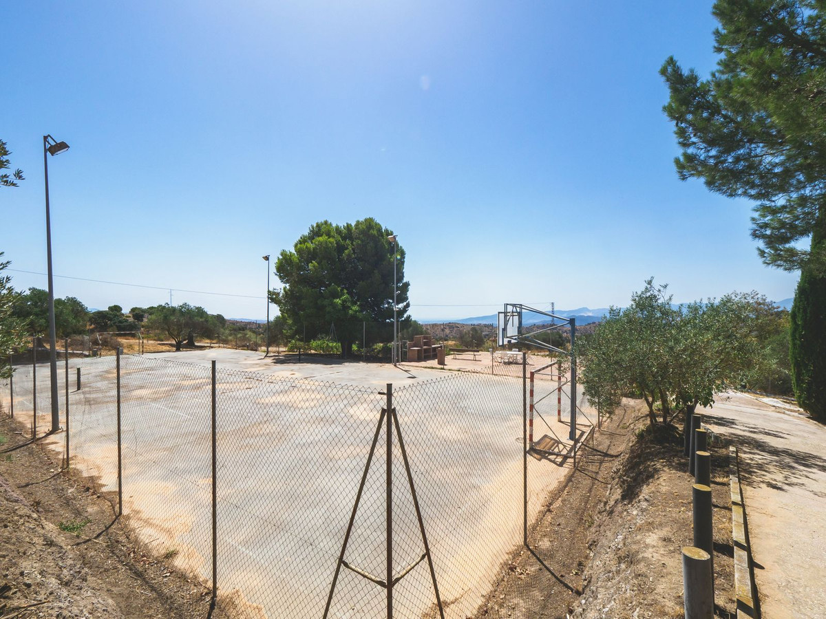 Se vende Casa de Invitados de 5 dormitorios en Costa Del Sol, Málaga, España