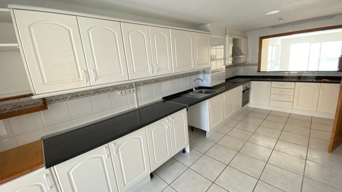 3 Bed Apartment for sale in Calpe Costa Blanca, Alicante, Spain
