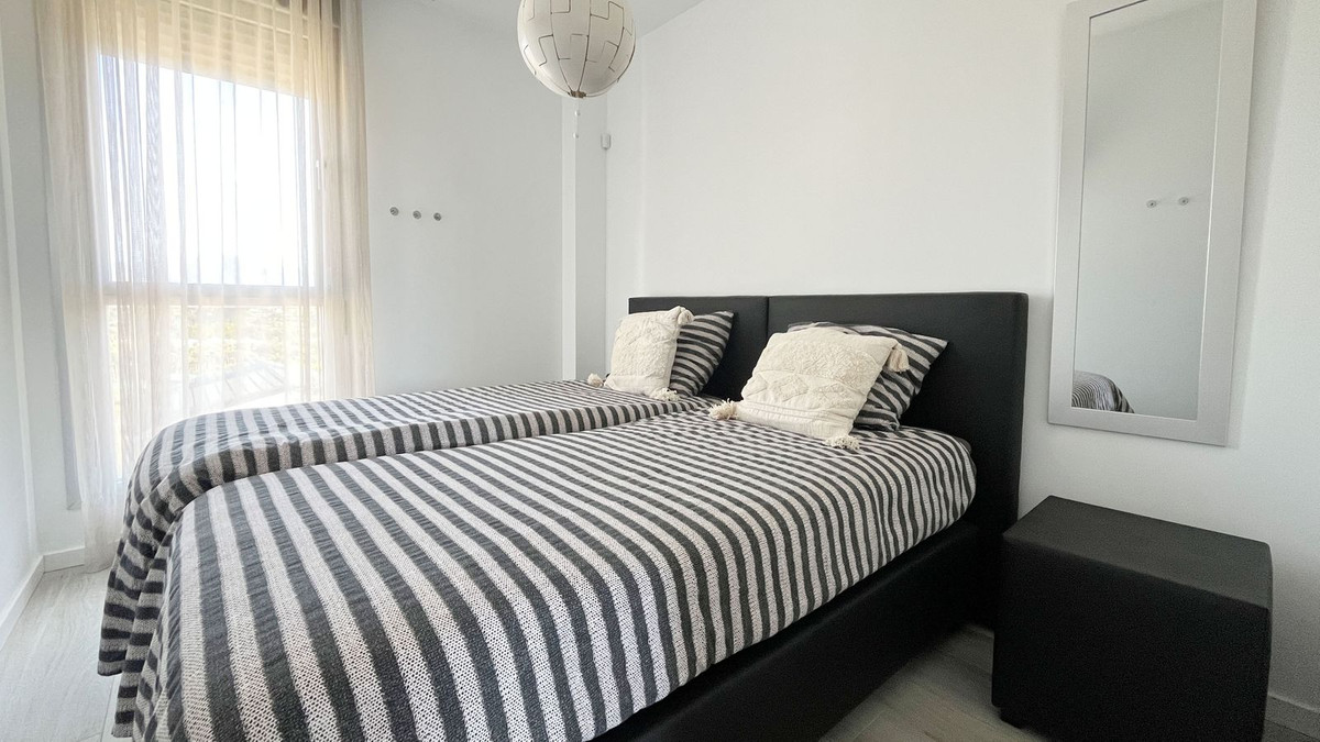 2 Bed Apartment for sale in New Golden Mile Costa Del Sol, Málaga, Spain