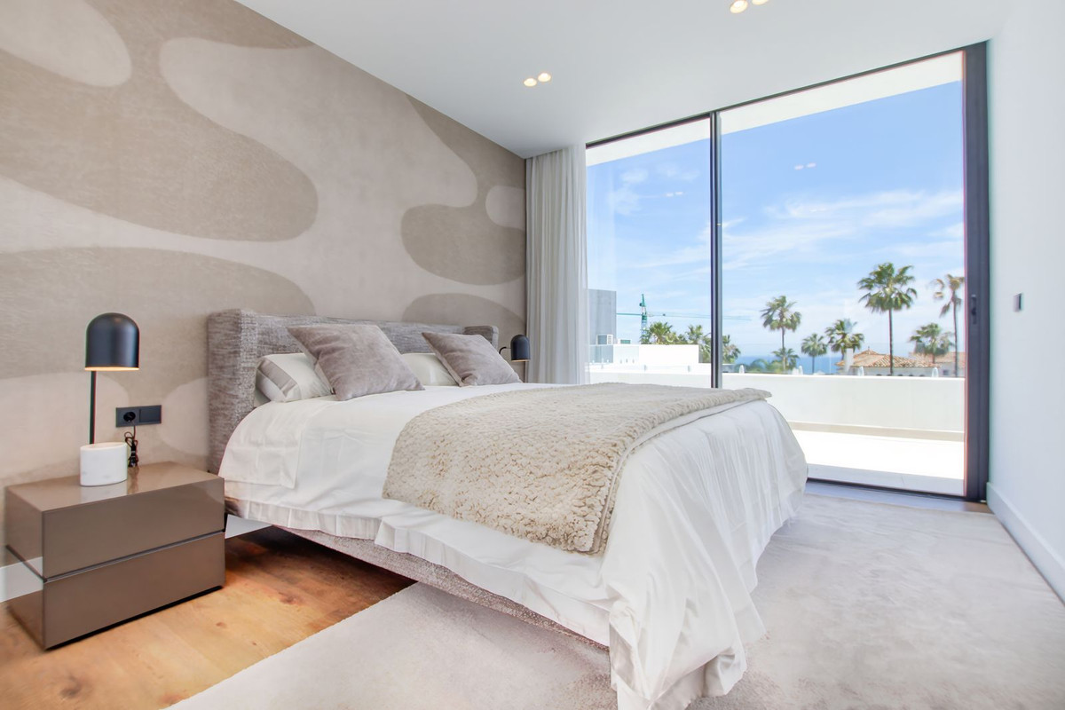 4 Bed Townhouse for sale in Valle Romano Costa Del Sol, Málaga, Spain