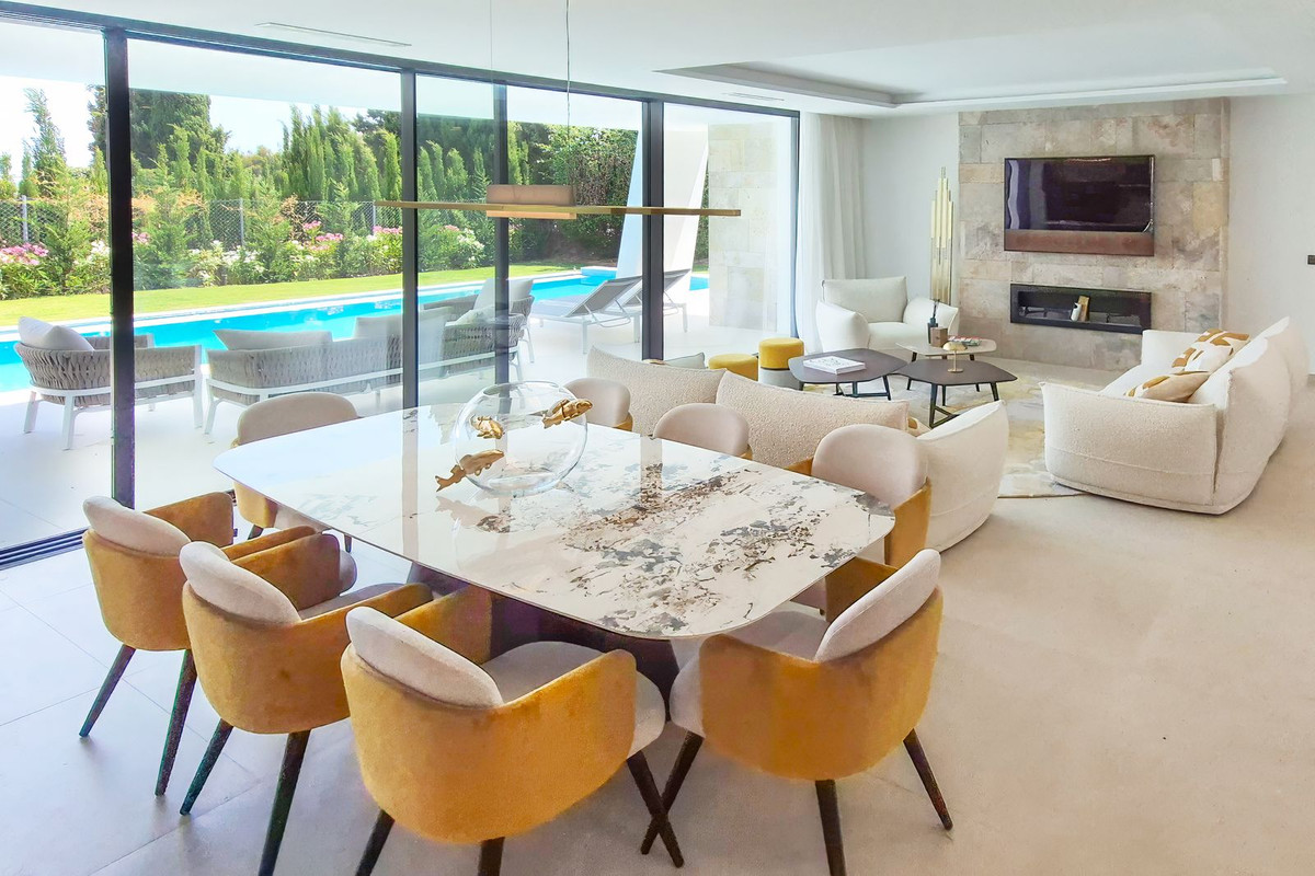 4 Bed Townhouse for sale in Valle Romano Costa Del Sol, Málaga, Spain