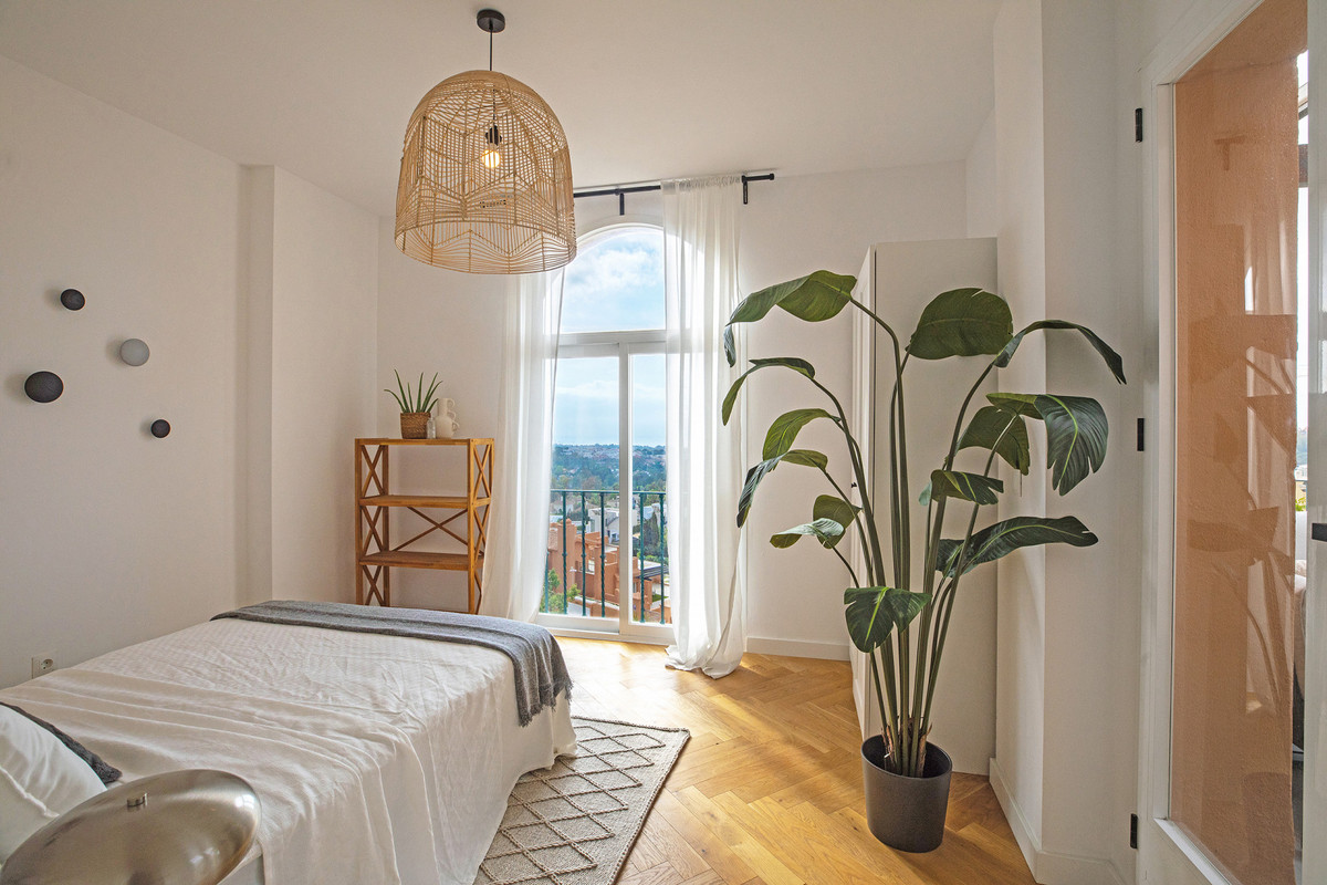 3 Bed Apartment for sale in Nueva Andalucía Costa Del Sol, Málaga, Spain