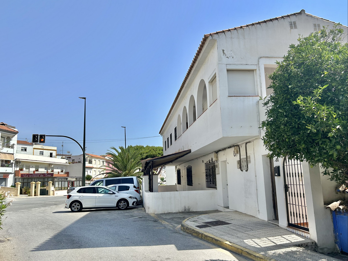Se vende Otro de 8 dormitorios en Costa Del Sol, Cadiz, España
