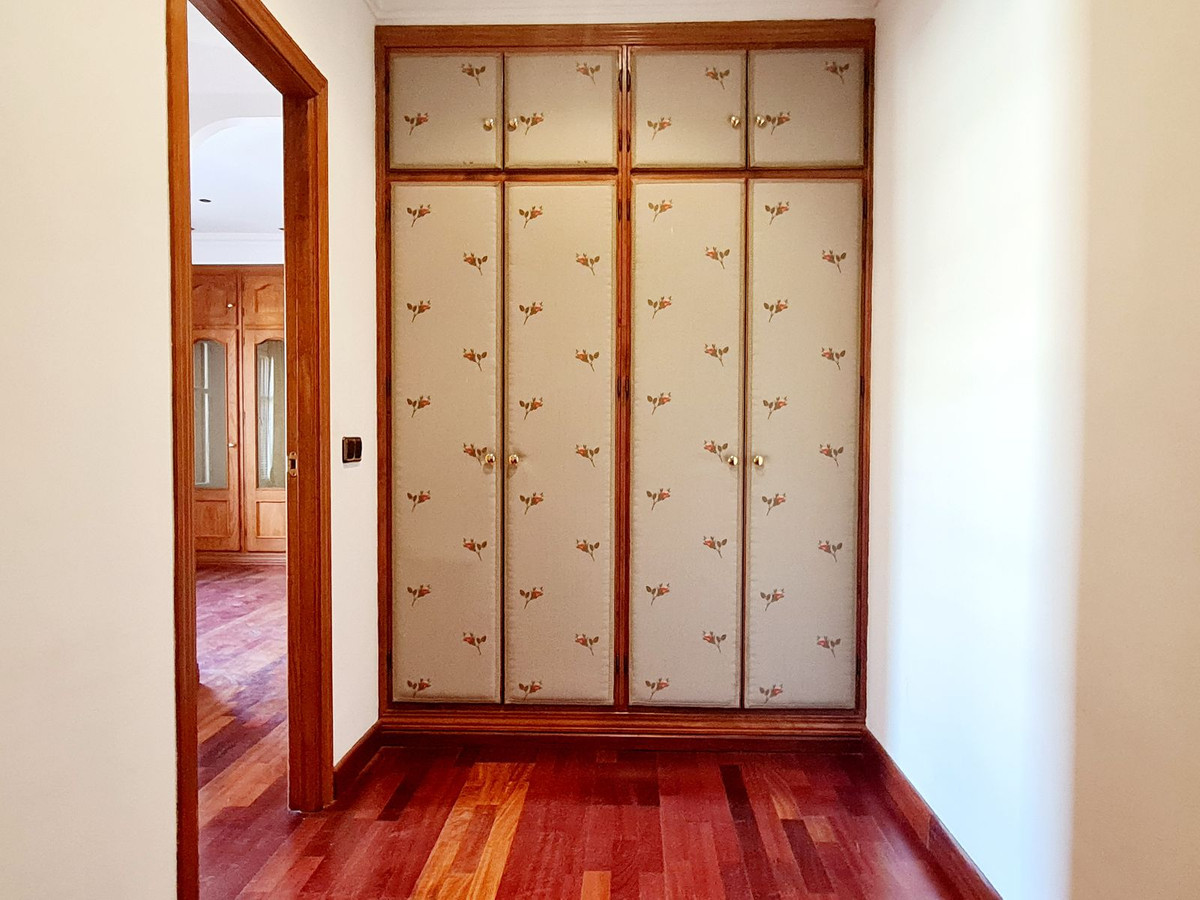 3 Bed Townhouse for sale in Fuengirola Costa Del Sol, Málaga, Spain