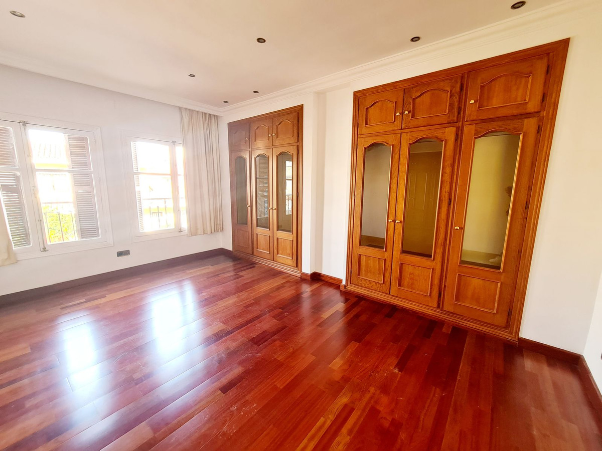 3 Bed Townhouse for sale in Fuengirola Costa Del Sol, Málaga, Spain