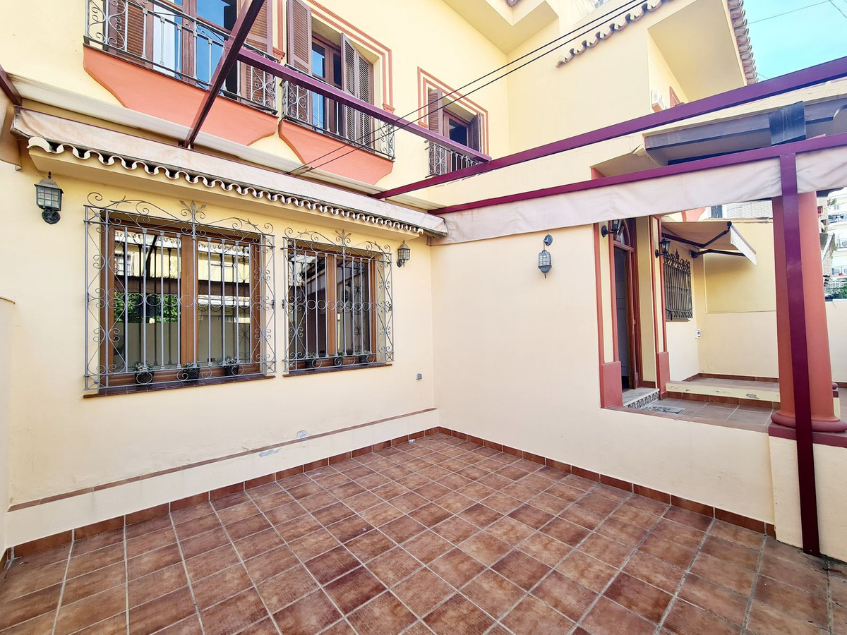 3 Bed Townhouse for sale in Fuengirola Costa Del Sol, Málaga, Spain