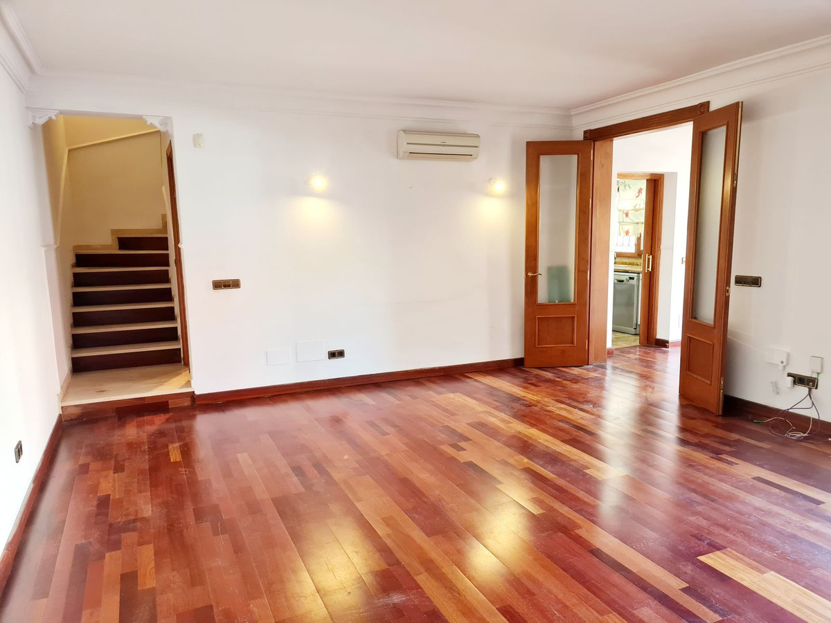 3 Bed Townhouse for sale in Fuengirola Costa Del Sol, Málaga, Spain