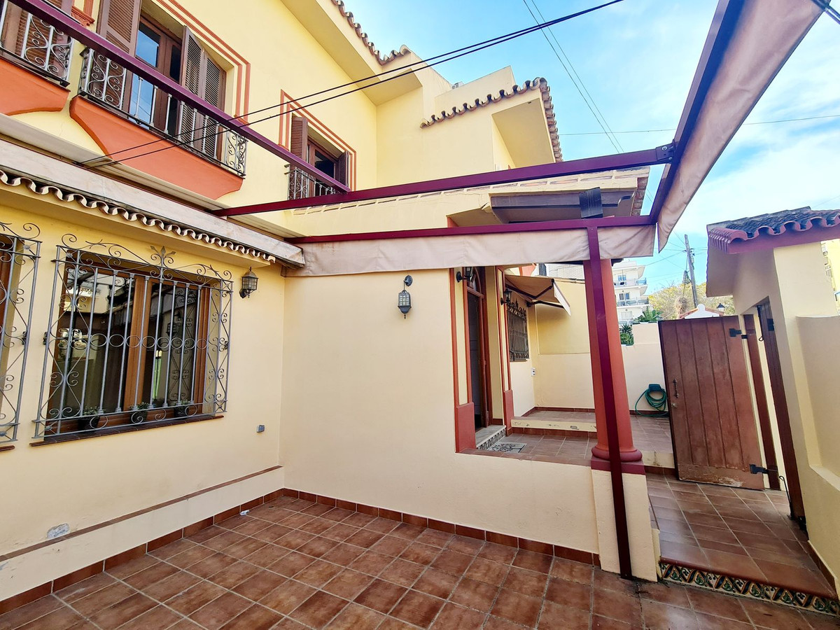 3 Bed Townhouse for sale in Fuengirola Costa Del Sol, Málaga, Spain