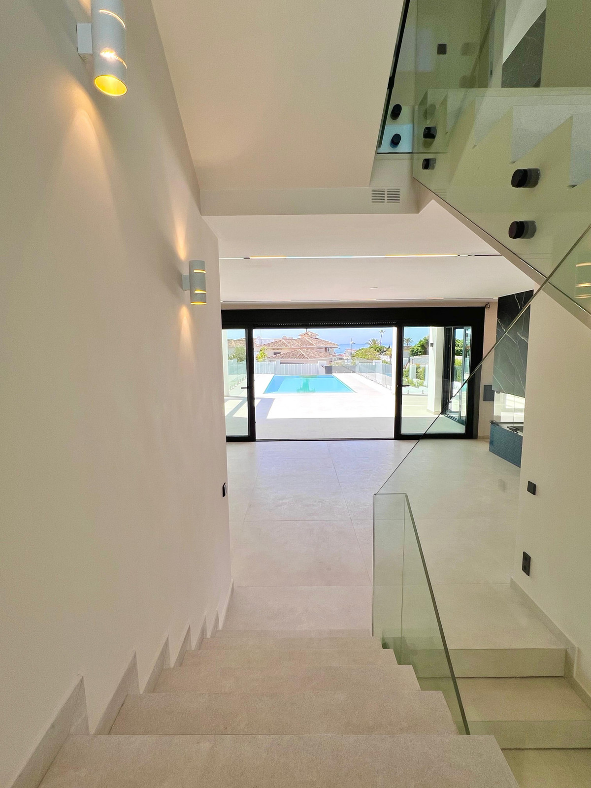 Se vende Villa - Chalet de 4 dormitorios en Costa Del Sol, Málaga, España