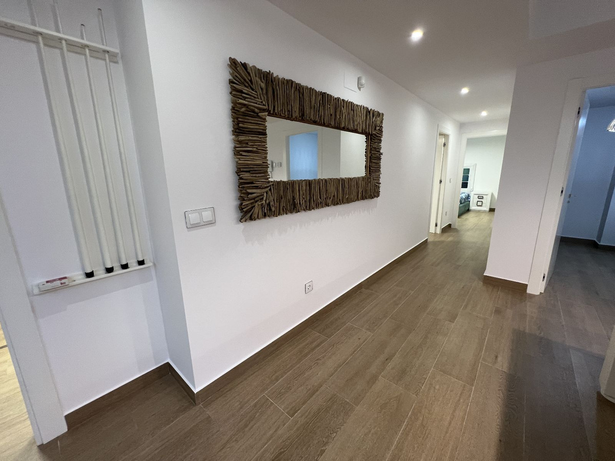 5 Bed Townhouse for sale in San Miguel De Salinas Costa Blanca, Alicante, Spain