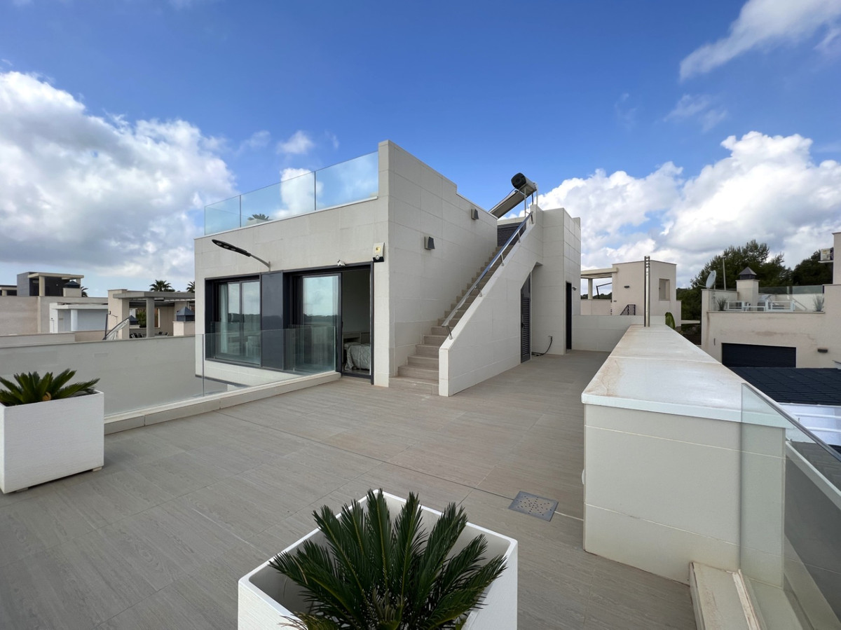 5 Bed Townhouse for sale in San Miguel De Salinas Costa Blanca, Alicante, Spain