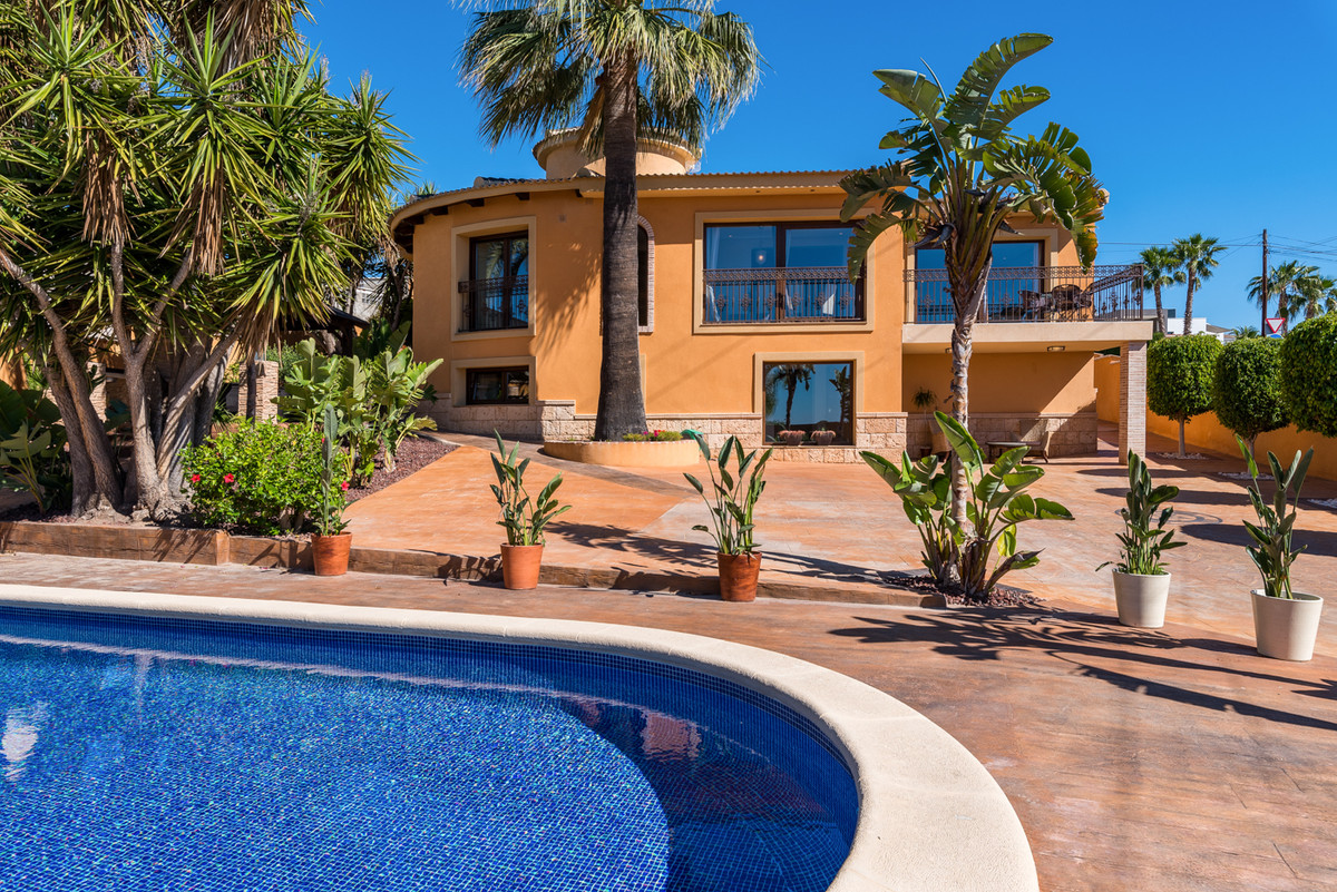 4 Bed Townhouse for sale in Ciudad Quesada Costa Blanca, Alicante, Spain