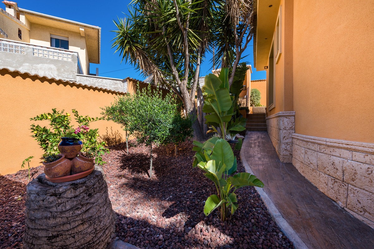 4 Bed Townhouse for sale in Ciudad Quesada Costa Blanca, Alicante, Spain