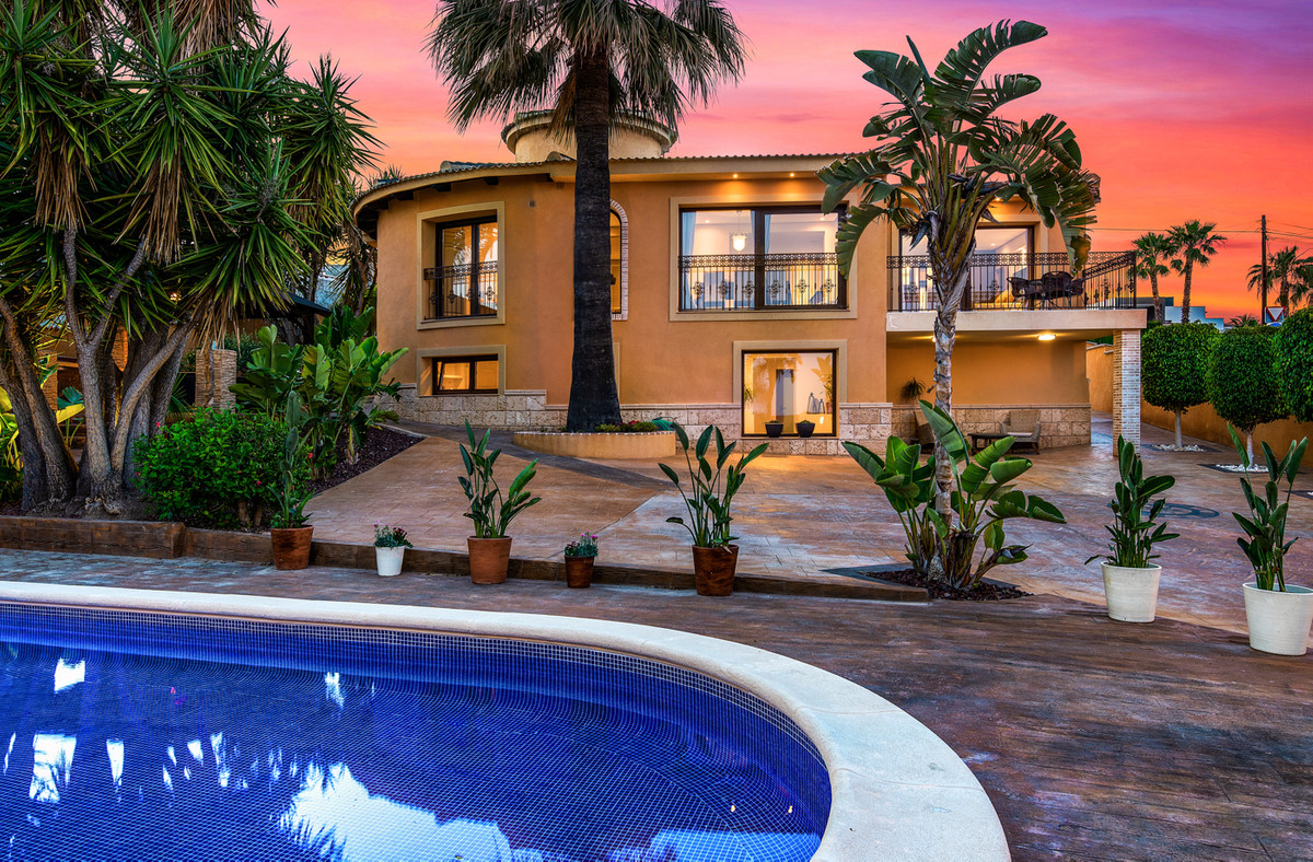 4 Bed Townhouse for sale in Ciudad Quesada Costa Blanca, Alicante, Spain
