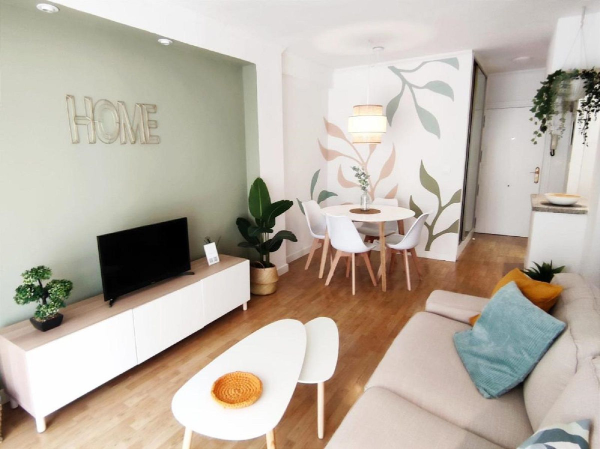 2 Bed Apartment for sale in Los Boliches Costa Del Sol, Málaga, Spain