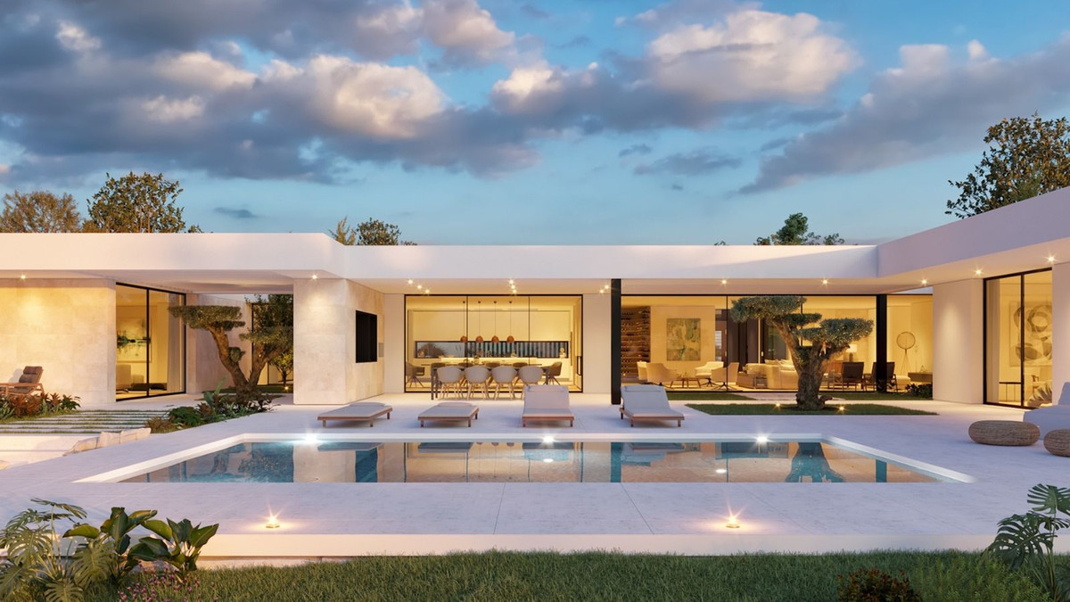 Se vende Villa - Chalet de 6 dormitorios en Costa Del Sol, Cadiz, España