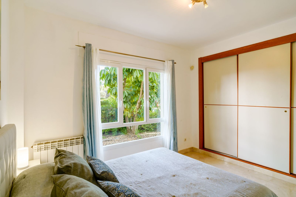 3 Bed Apartment for sale in Marbella Costa Del Sol, Málaga, Spain