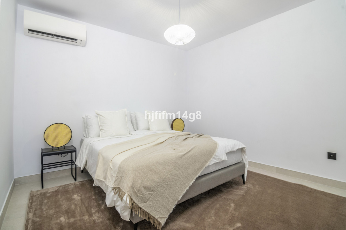 7 Bed Townhouse for sale in San Pedro De Alcántara Costa Del Sol, Málaga, Spain