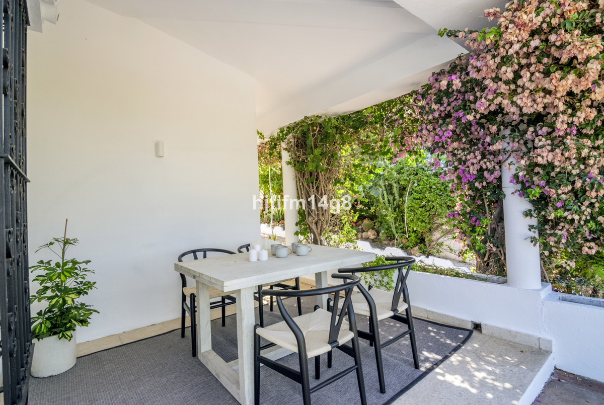 7 Bed Townhouse for sale in San Pedro De Alcántara Costa Del Sol, Málaga, Spain