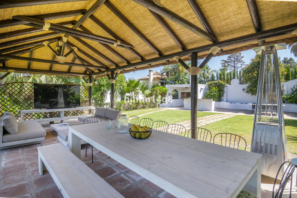 7 Bed Townhouse for sale in San Pedro De Alcántara Costa Del Sol, Málaga, Spain