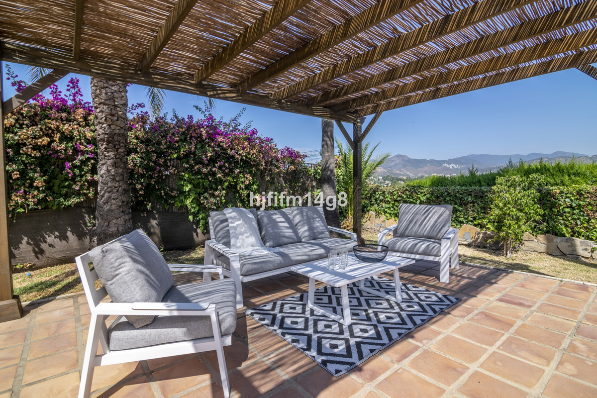 7 Bed Townhouse for sale in San Pedro De Alcántara Costa Del Sol, Málaga, Spain
