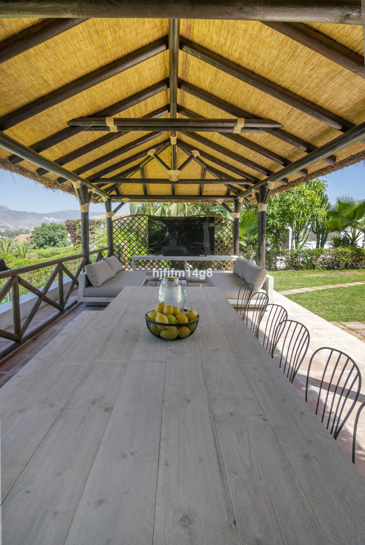 7 Bed Townhouse for sale in San Pedro De Alcántara Costa Del Sol, Málaga, Spain
