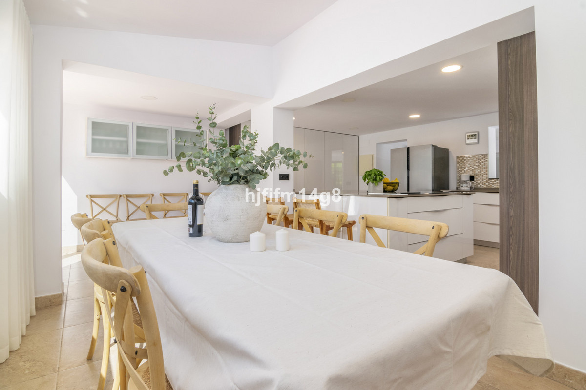 7 Bed Townhouse for sale in San Pedro De Alcántara Costa Del Sol, Málaga, Spain