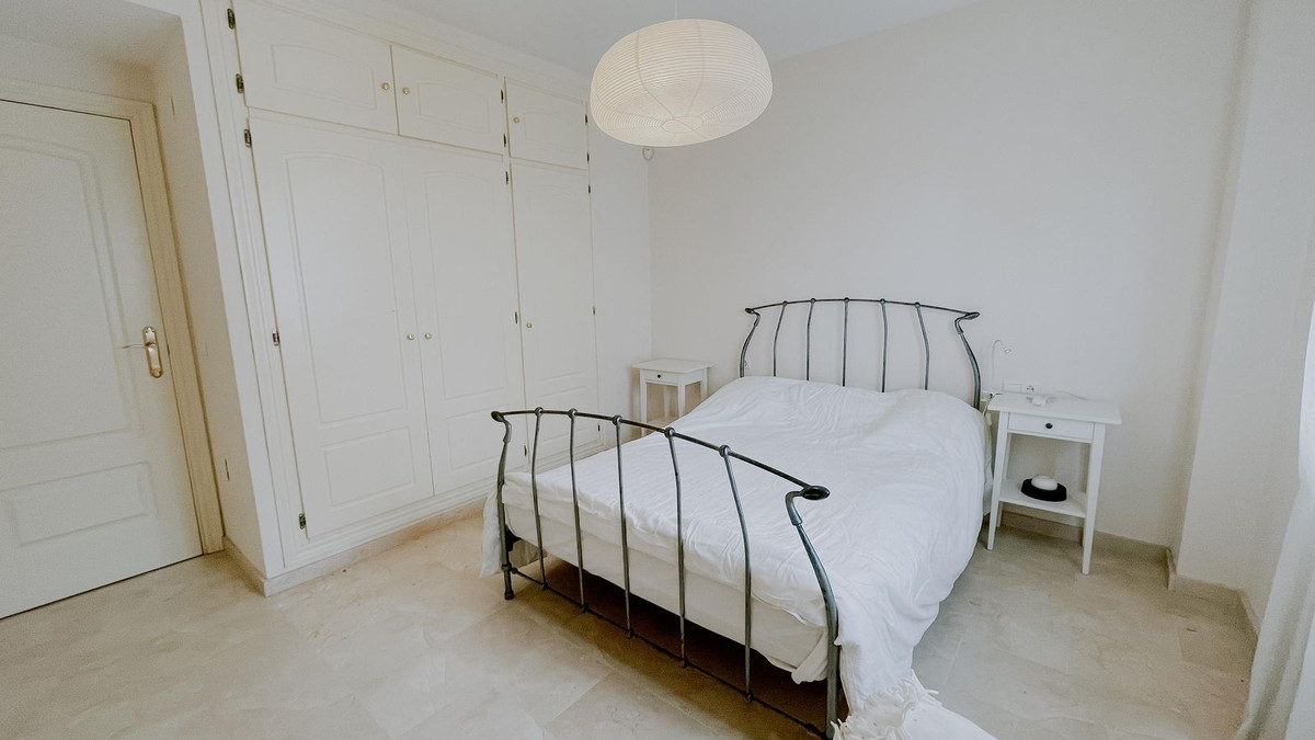 Se vende Apartamento en Planta Última de 3 dormitorios en Costa Del Sol, Málaga, España