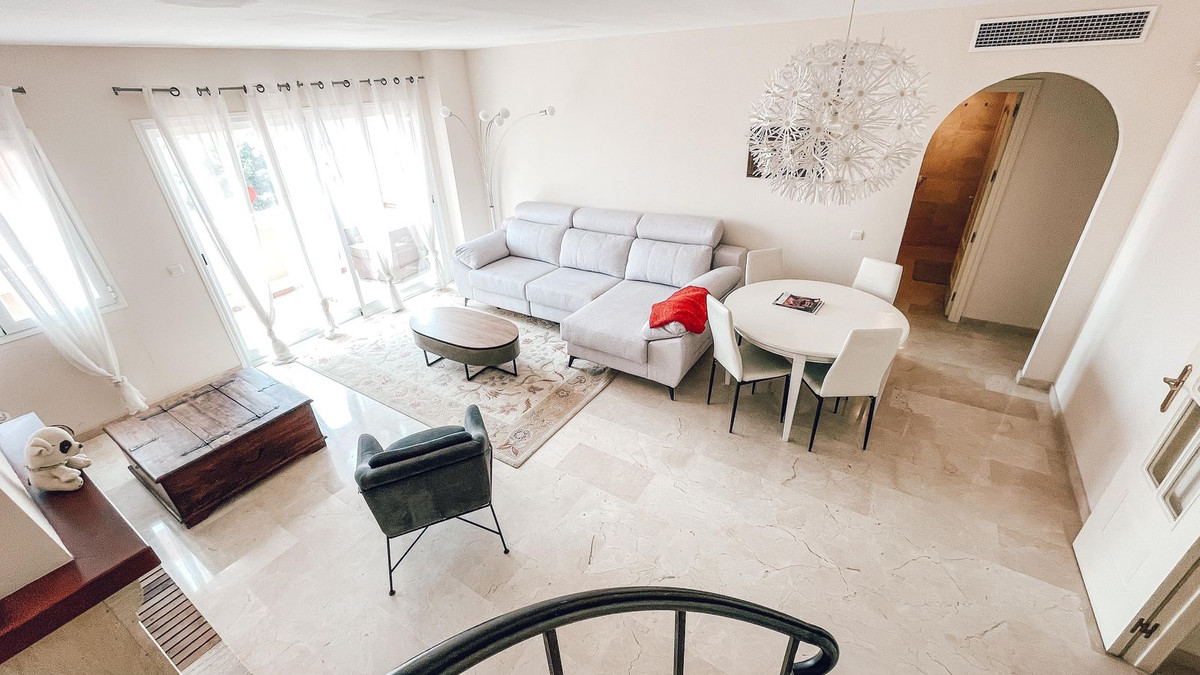 Se vende Apartamento en Planta Última de 3 dormitorios en Costa Del Sol, Málaga, España