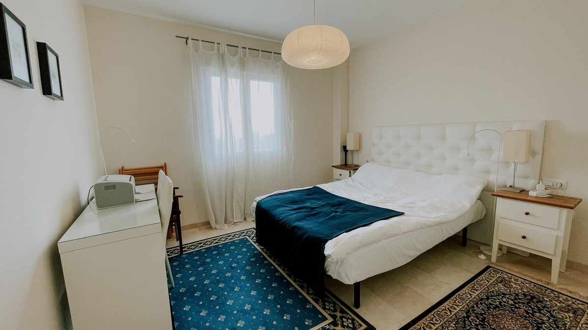 Se vende Apartamento en Planta Última de 3 dormitorios en Costa Del Sol, Málaga, España