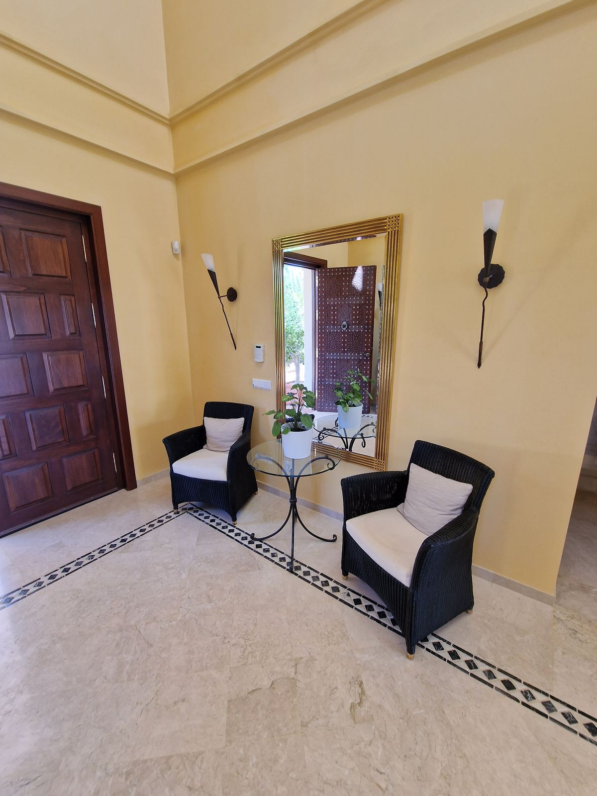 Se vende Villa - Chalet de 3 dormitorios en Costa Del Sol, Málaga, España