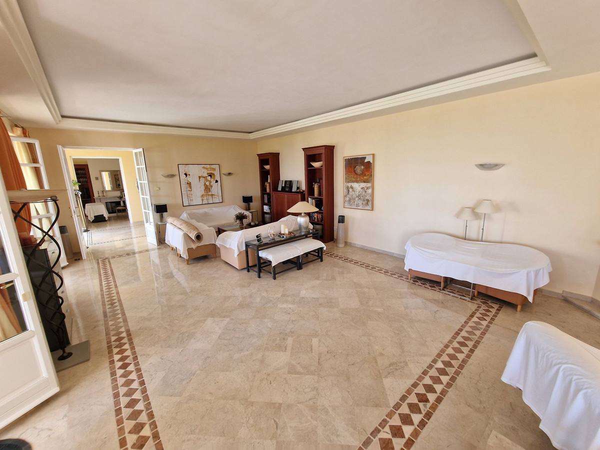 Se vende Villa - Chalet de 3 dormitorios en Costa Del Sol, Málaga, España
