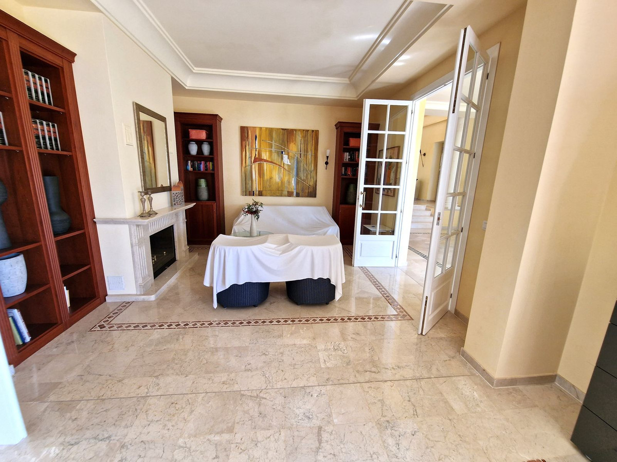 Se vende Villa - Chalet de 3 dormitorios en Costa Del Sol, Málaga, España