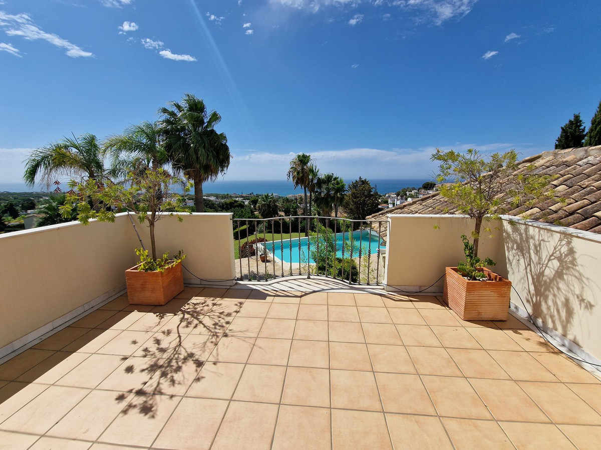 Se vende Villa - Chalet de 3 dormitorios en Costa Del Sol, Málaga, España
