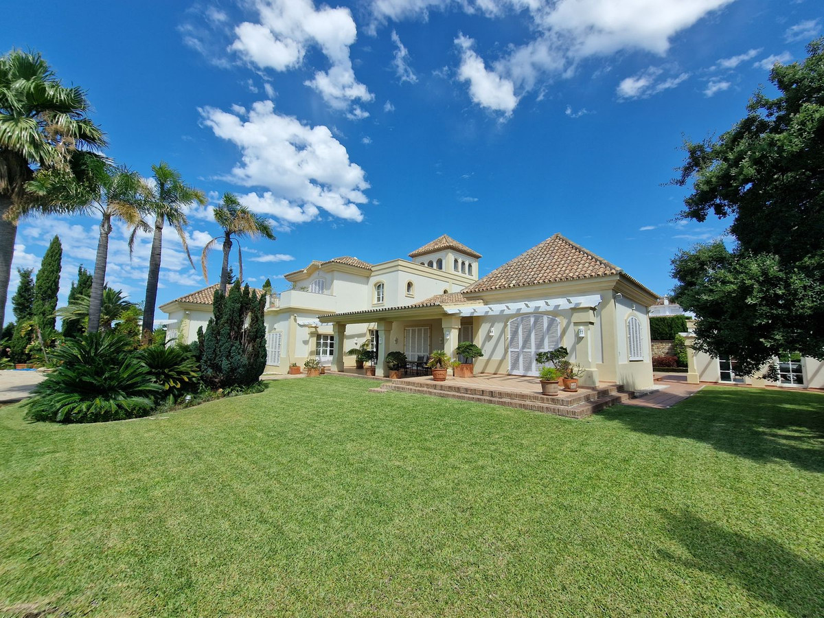Se vende Villa - Chalet de 3 dormitorios en Costa Del Sol, Málaga, España