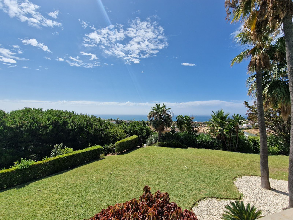 Se vende Villa - Chalet de 3 dormitorios en Costa Del Sol, Málaga, España