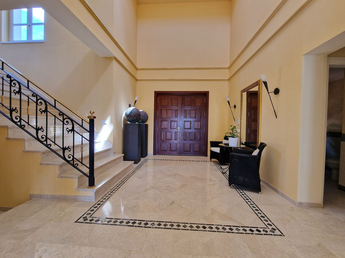 Se vende Villa - Chalet de 3 dormitorios en Costa Del Sol, Málaga, España